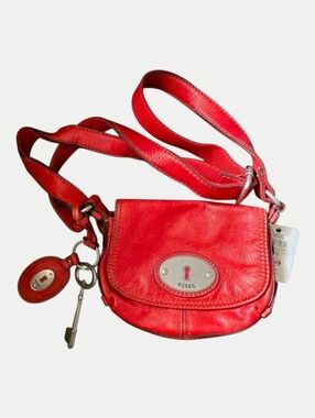 Nwt Fossil Purse Bag Scarlet Red Genuine Leather Crossbody W/ Key Charm Shoulder